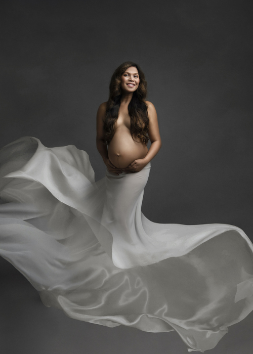 elegant maternity shoot in Zurich 